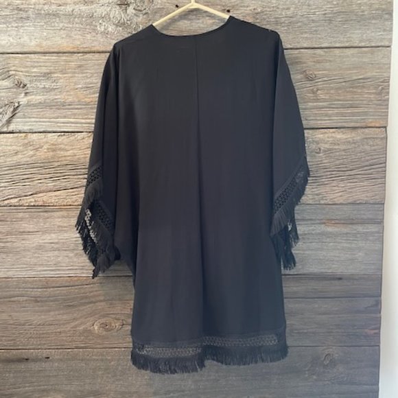 Stella & Dot The Fringe Kimono - Picture 2 of 5